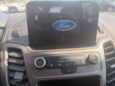 Ford Tourneo Connect 1.5 TDCi 100 CV Plus (8)