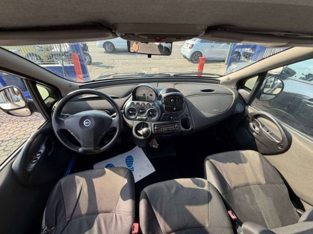 Fiat Multipla 1.9 MJT Active (5)