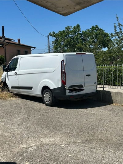 Ford Tourneo Custom 300 2.2 TDCi 125CV PL Titanium usato
