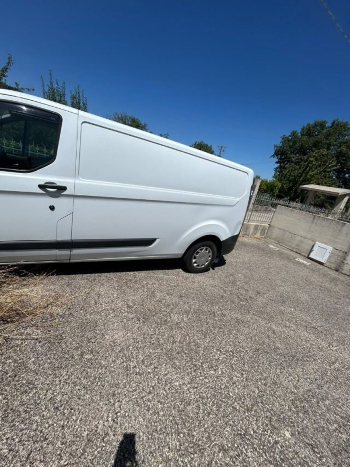 Ford Tourneo Custom 300 2.2 TDCi 125CV PL Titanium (5)