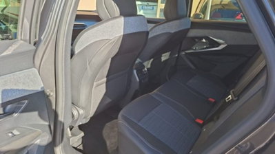 Peugeot 3008 1.2 hybrid Allure 145cv e-dcs6 (7)