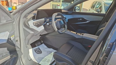 Peugeot 3008 1.2 hybrid Allure 145cv e-dcs6 (9)