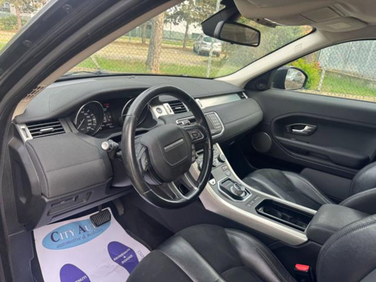 Land Rover Range Rover Evoque 2.2 Sd4 5p. Pure (6)