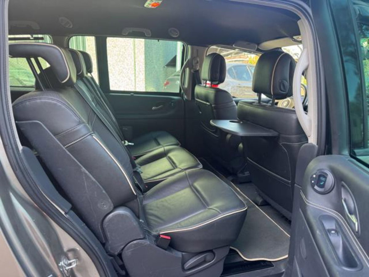 Renault Grand Espace 2.0 dCi 175CV Proactive Initiale (15)