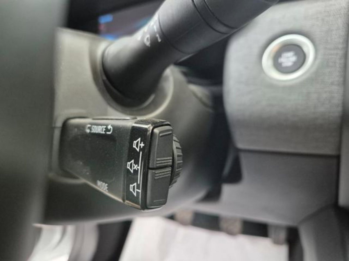 Mitsubishi Colt 1.0 turbo Invite (19)
