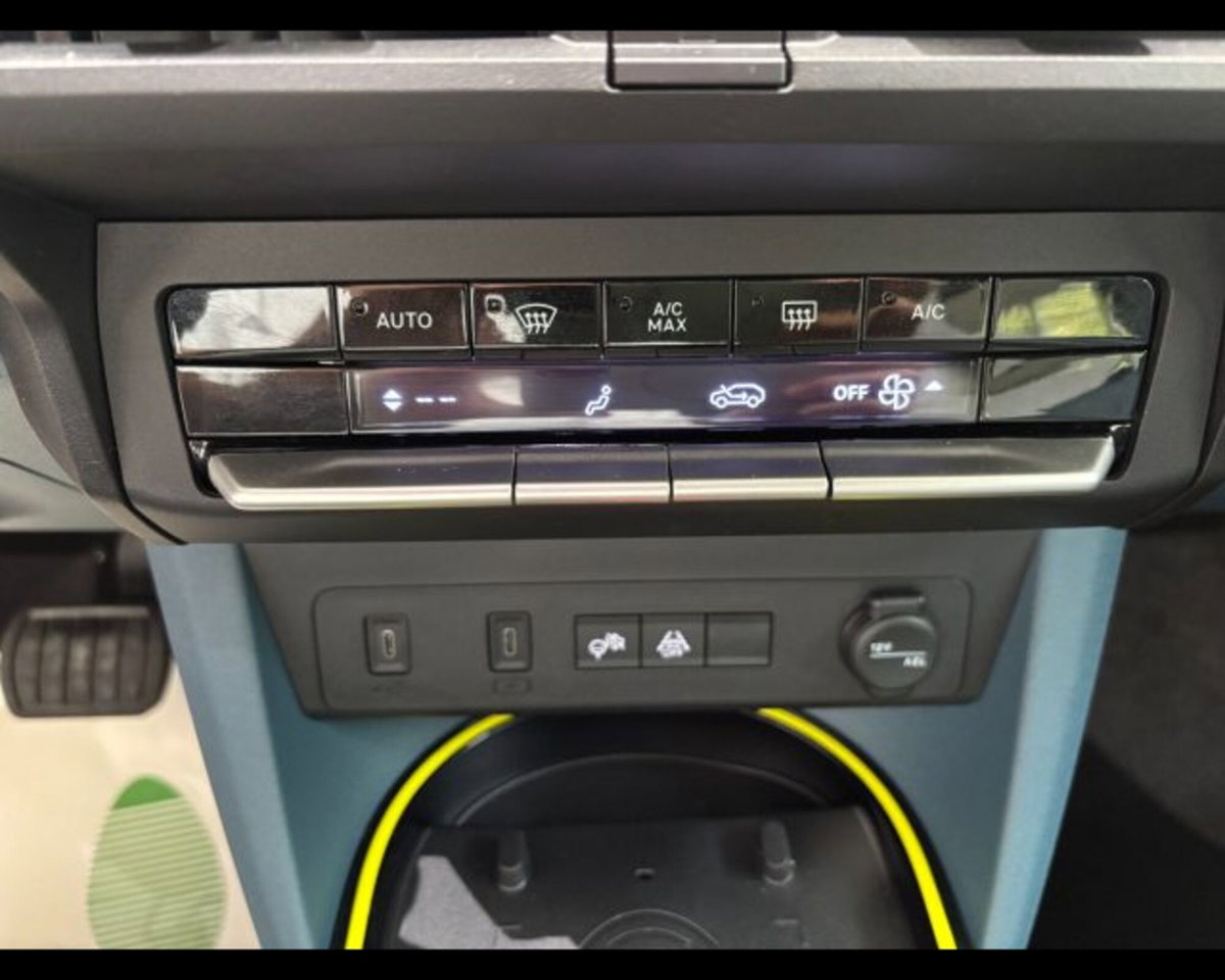 Fiat Grande Panda 1.2 hybrid La Prima 110cv edct (11)