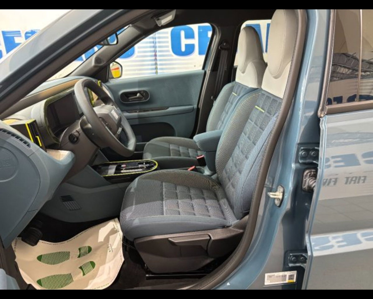 Fiat Grande Panda 1.2 hybrid La Prima 110cv edct (17)