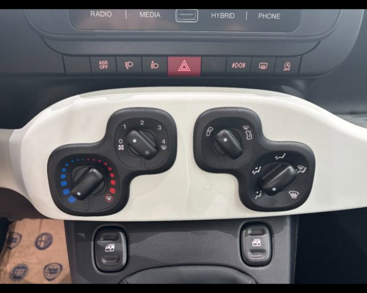 Fiat Pandina 1.0 firefly hybrid s&s 65cv (9)