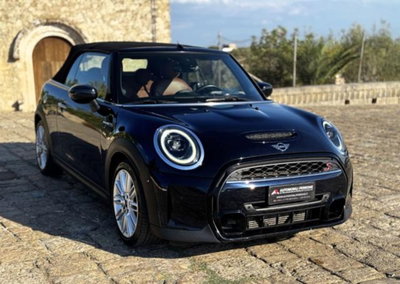 MINI Mini Cabrio 2.0 Cooper S Essential Cabrio (16)