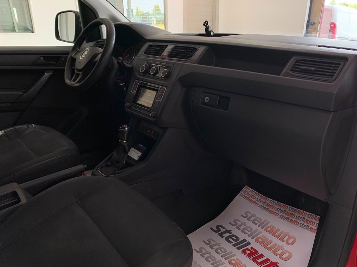 Volkswagen Caddy 2.0 TDI 122 CV 4MOTION Trendline (11)