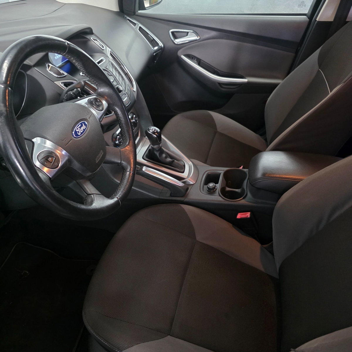 Ford Focus 1.0 EcoBoost 100 CV Start&Stop Titanium (8)