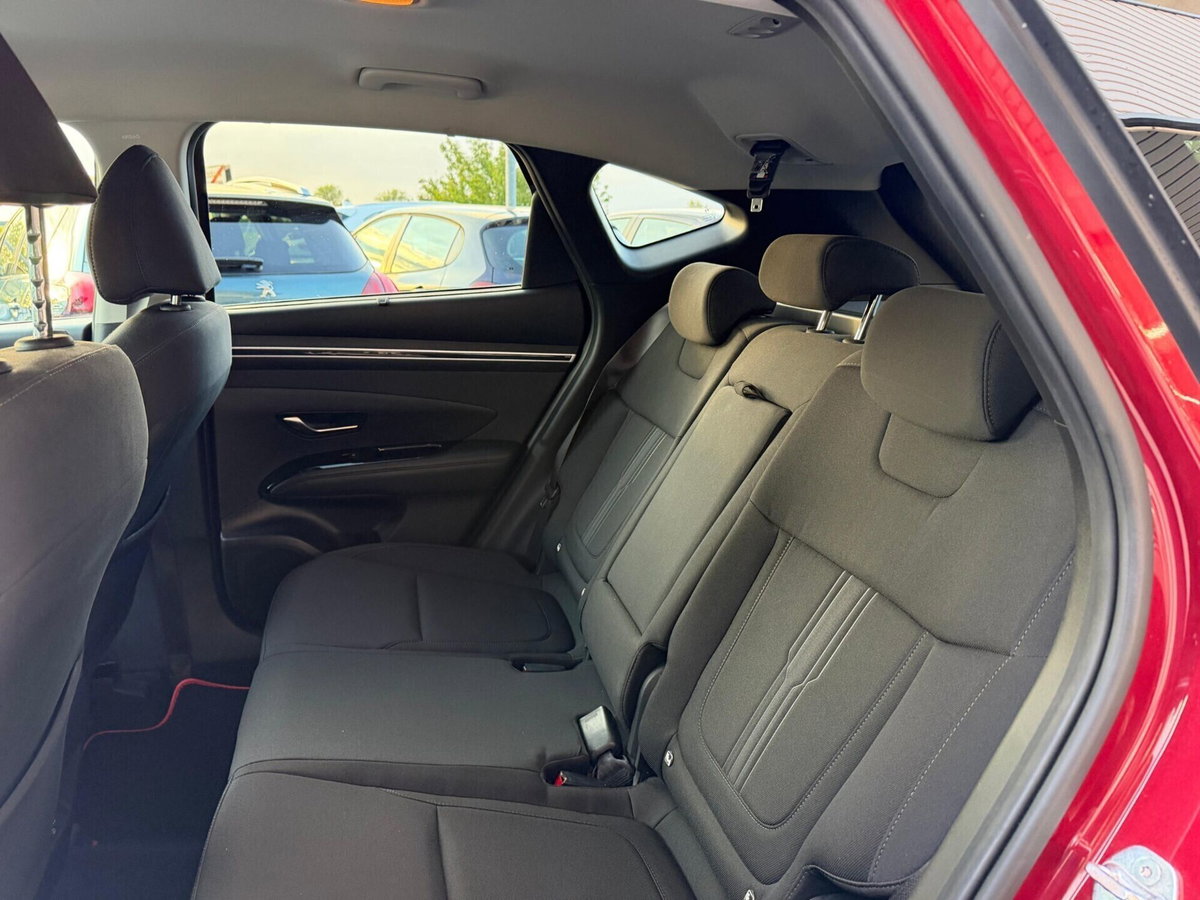 Hyundai Tucson 1.6 hev Exellence 4wd auto (12)