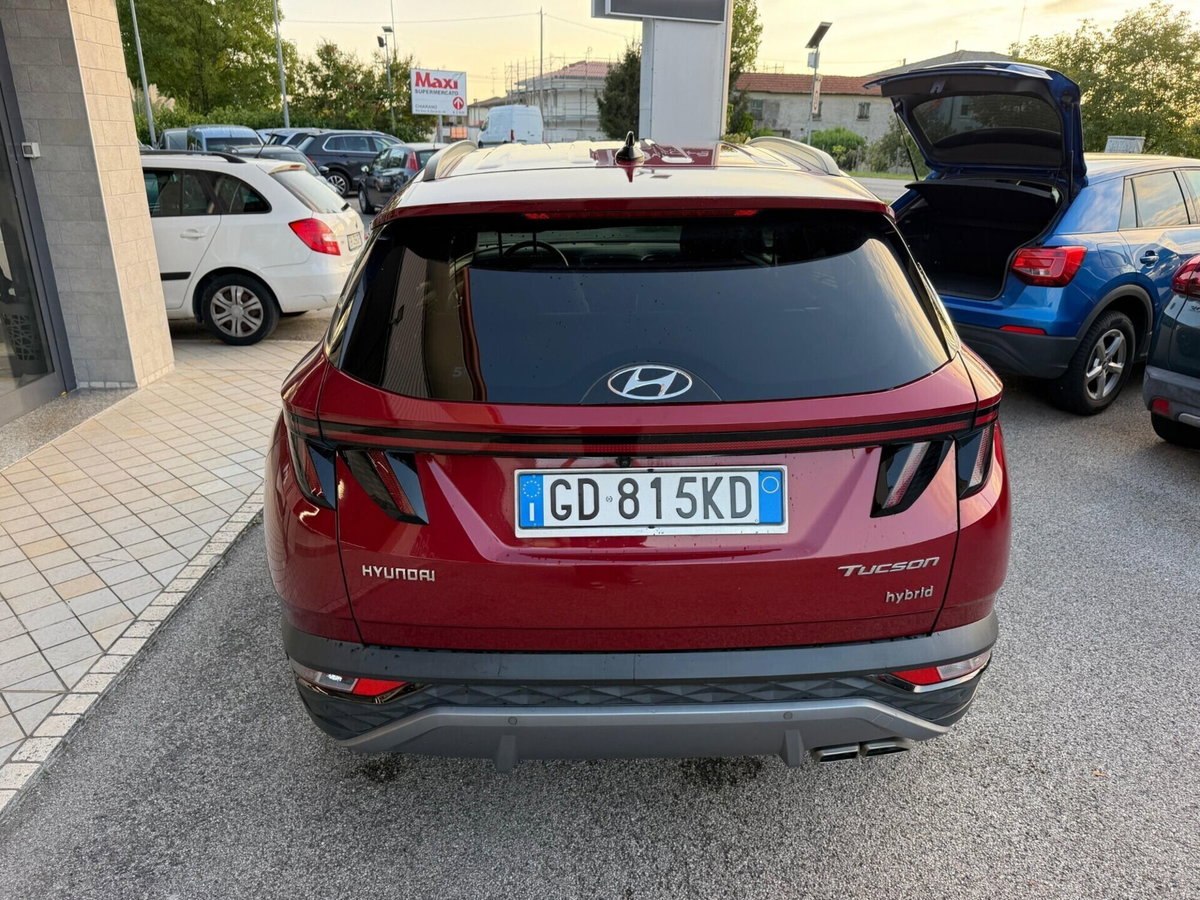 Hyundai Tucson 1.6 hev Exellence 4wd auto (8)