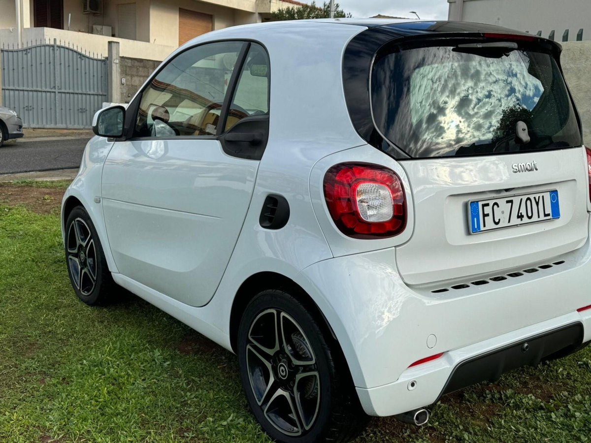 smart Fortwo 90 0.9 Turbo twinamic Prime (2)