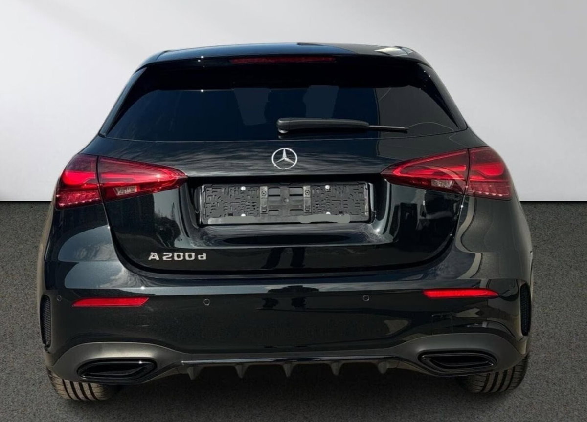 Mercedes-Benz Classe A 200 d Automatic 4Matic Premium (5)