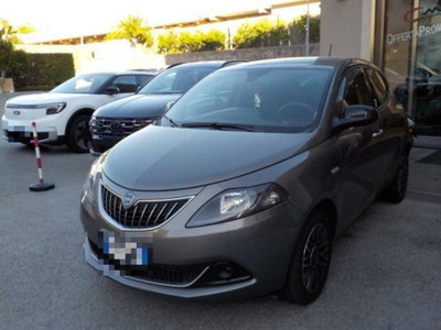 Lancia Ypsilon 1.2 69 CV 5 porte GPL Ecochic Alberta Ferretti (2)