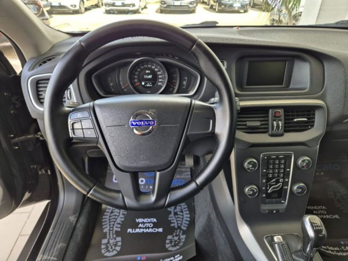 Volvo V40 Cross Country D2 Business (12)