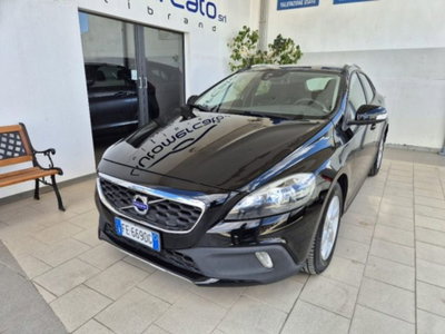 Volvo V40 Cross Country D2 Business (2)