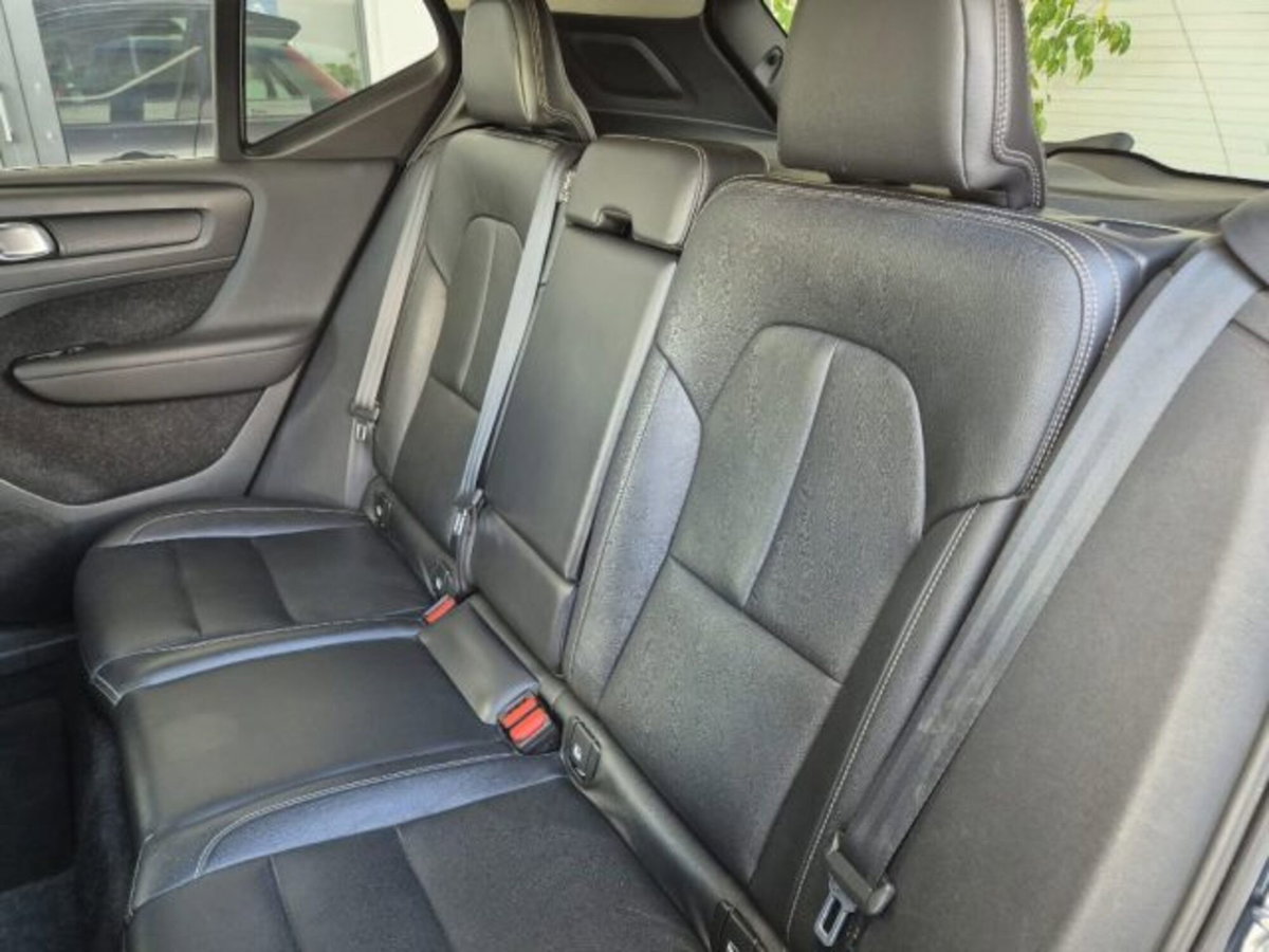 Volvo XC40 D3 AWD Inscription (10)