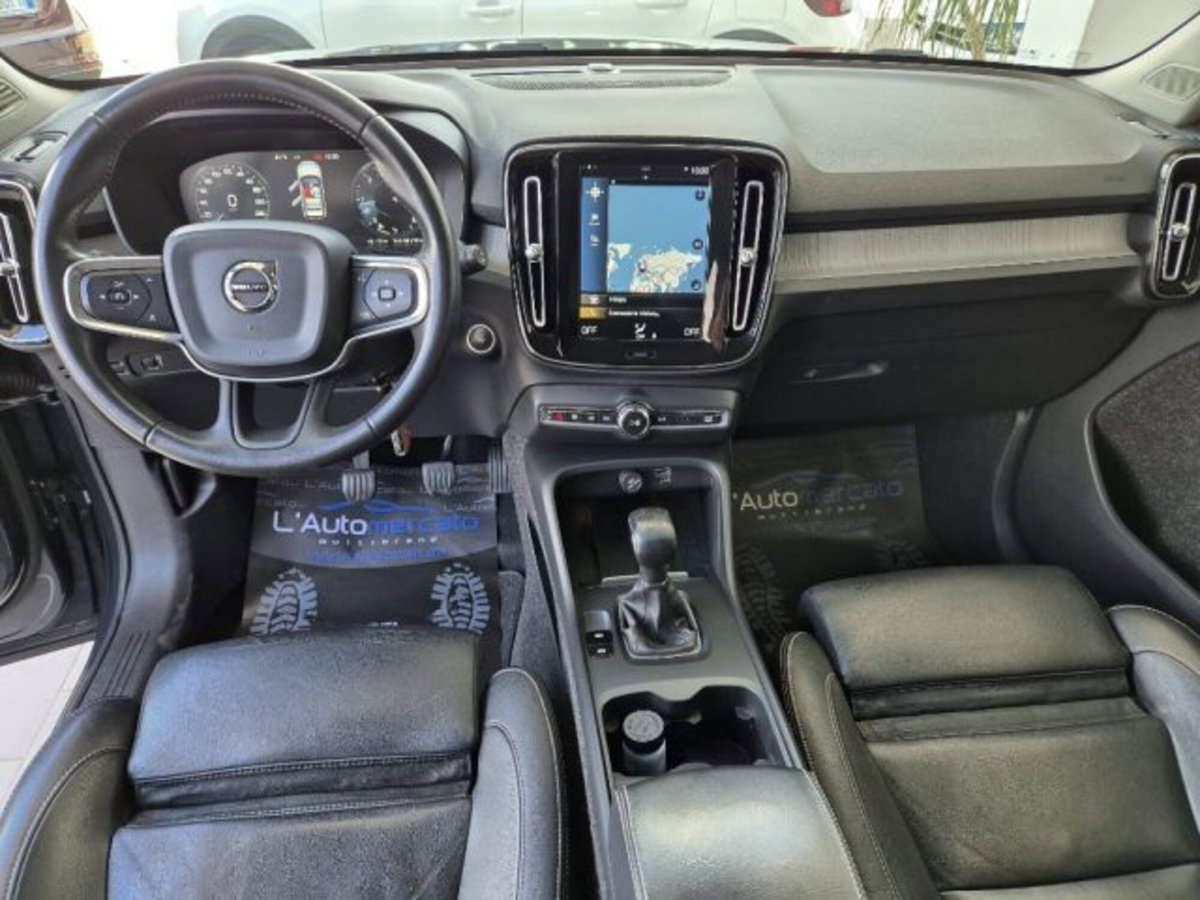 Volvo XC40 D3 AWD Inscription (11)