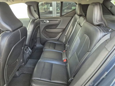 Volvo XC40 D3 AWD Inscription (9)