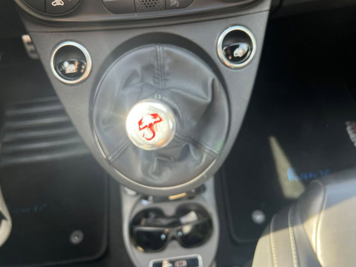Abarth 595 595 1.4 Turbo T-Jet 165 CV Turismo (19)