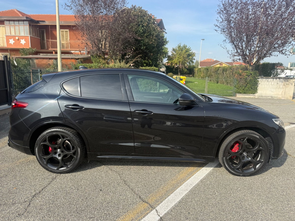 Alfa Romeo Stelvio Stelvio 2.2 Turbodiesel 210 CV AT8 Q4 Veloce (7)
