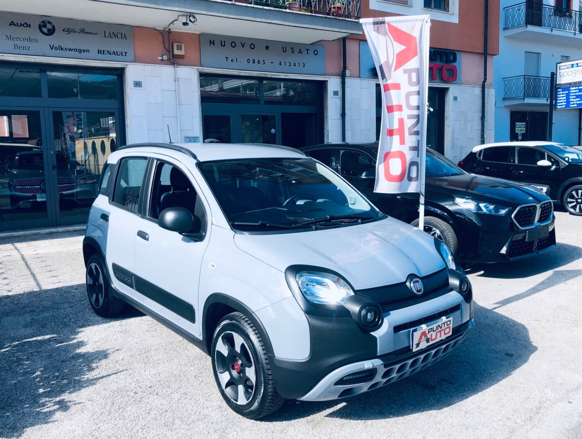 Fiat Panda 1.0 FireFly S&S Hybrid City Cross (11)