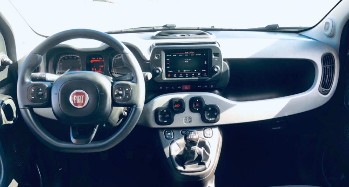 Fiat Panda 1.0 FireFly S&S Hybrid City Cross (18)