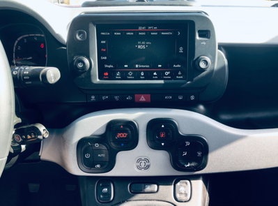 Fiat Panda 1.0 FireFly S&S Hybrid City Cross (19)