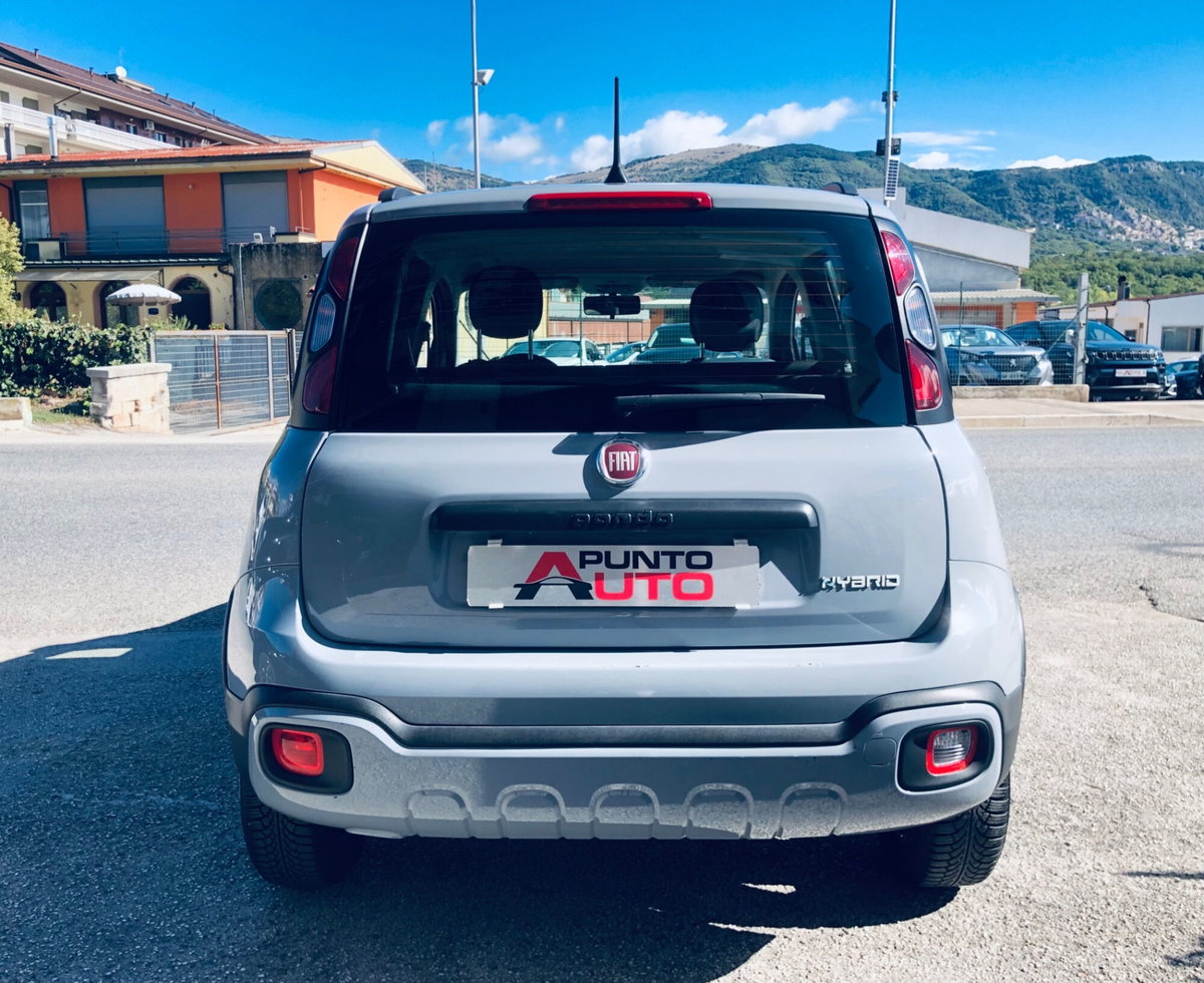 Fiat Panda 1.0 FireFly S&S Hybrid City Cross (3)