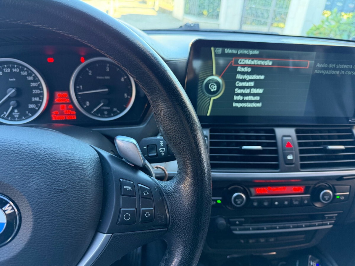 BMW X6 xDrive30d Attiva (9)