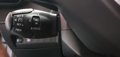 Peugeot 208 BlueHDi 100 Stop&Start 5 porte Allure Pack (17)
