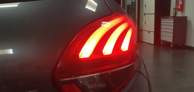 Peugeot 208 75 5 porte Active (13)