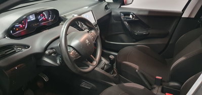 Peugeot 208 75 5 porte Active (2)