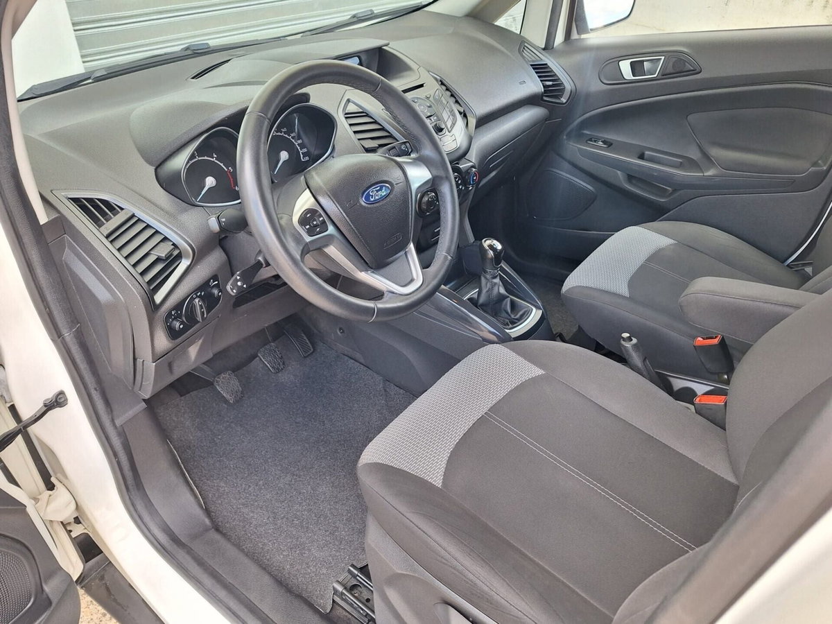 Ford EcoSport 1.5 TDCi 95 CV Plus (20)