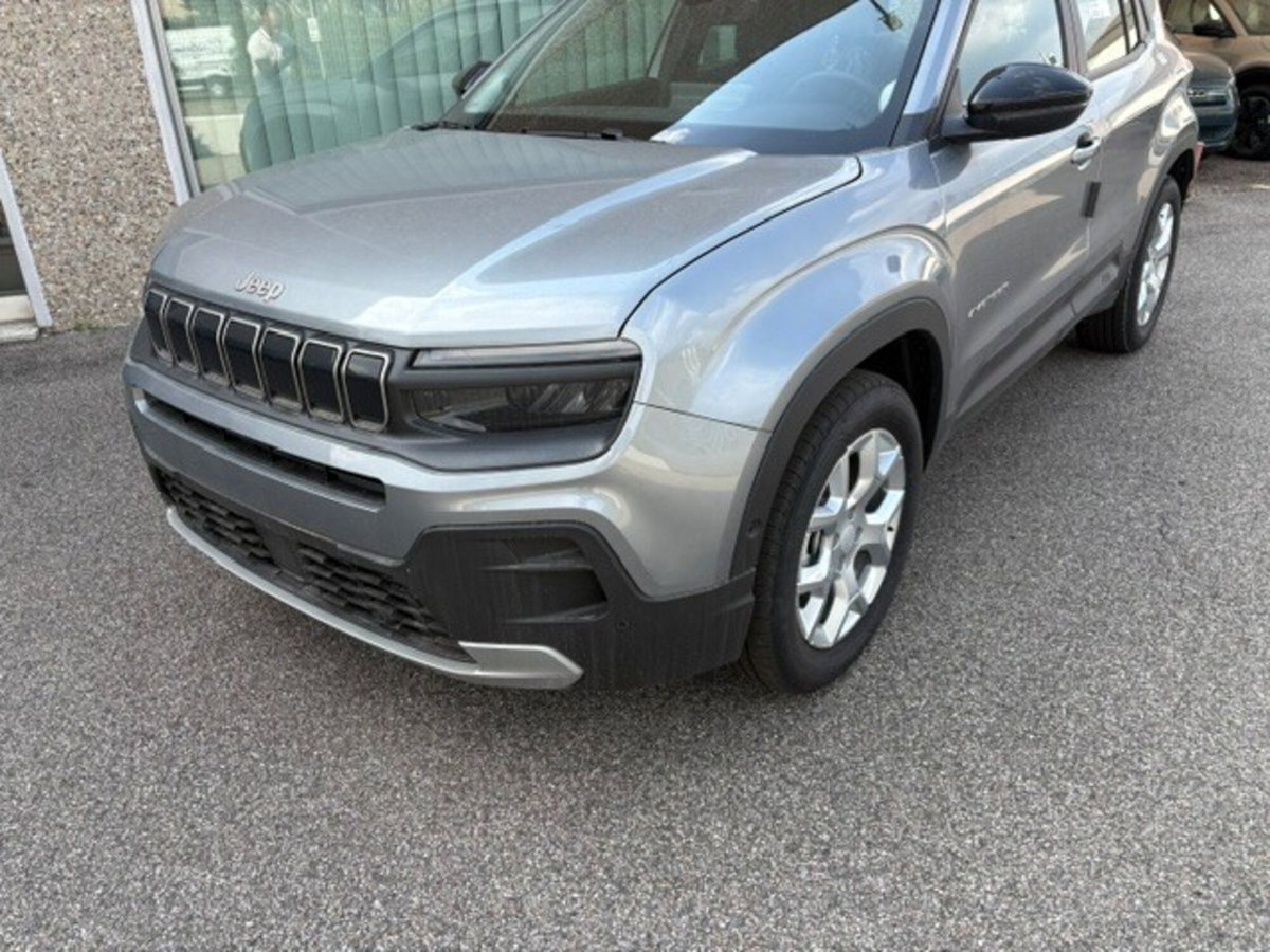 Jeep Avenger 1.2 turbo Altitude fwd 100cv (2)