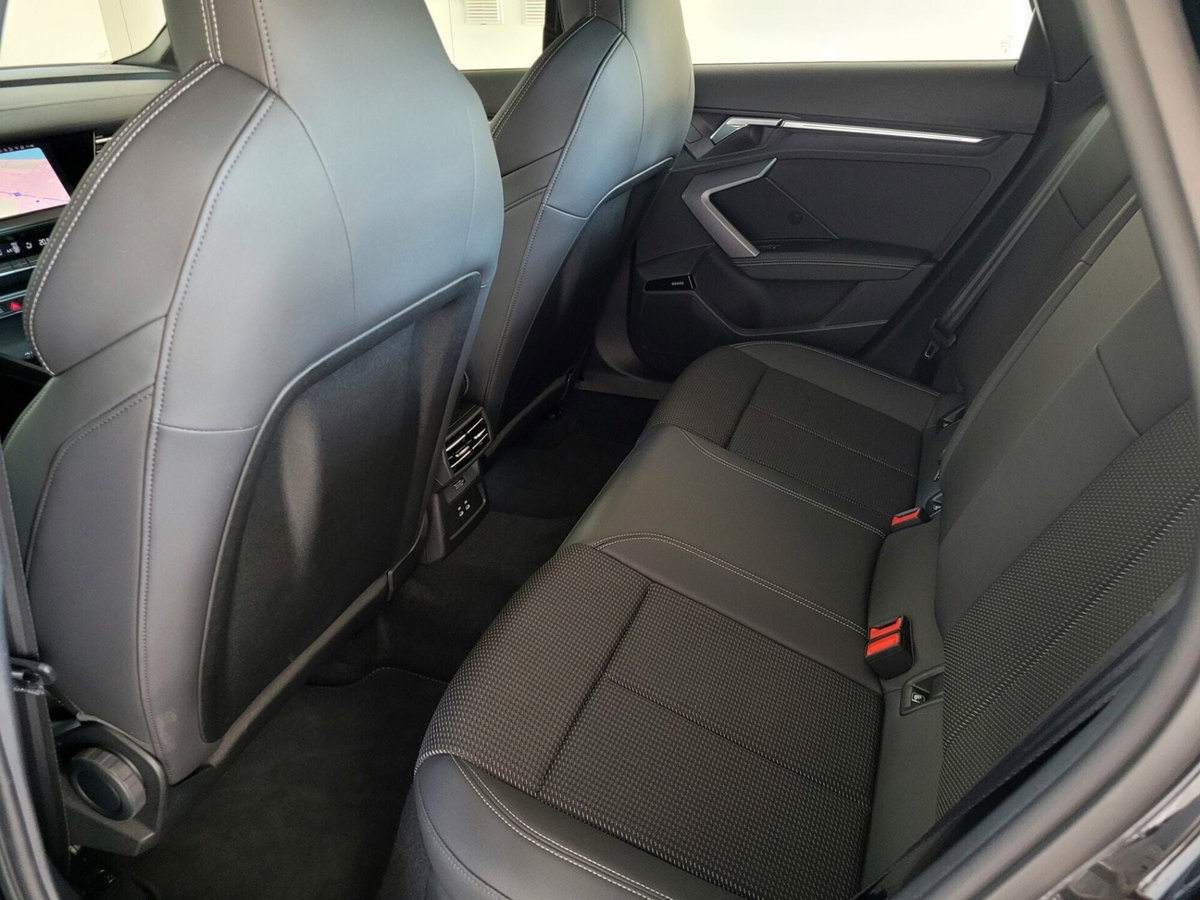 Audi A3 Sportback 35 TFSI S tronic S line edition (16)