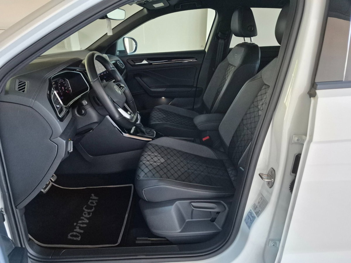 Volkswagen T-Roc 1.0 TSI R-Line (12)