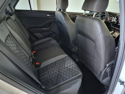 Volkswagen T-Roc 1.0 TSI R-Line (15)