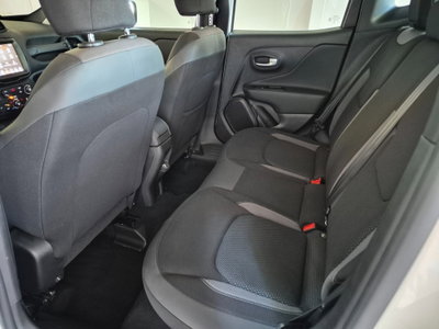 Jeep Renegade 1.3 T4 190CV PHEV 4xe AT6 Limited (11)