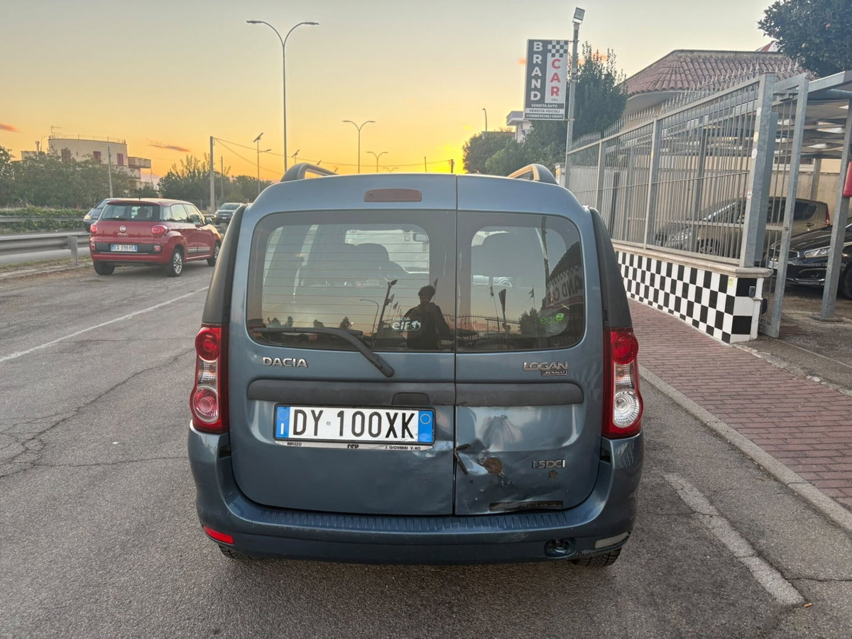 Dacia Logan Station Wagon MCV 1.5 dCi 85CV 5 posti Lauréate (6)