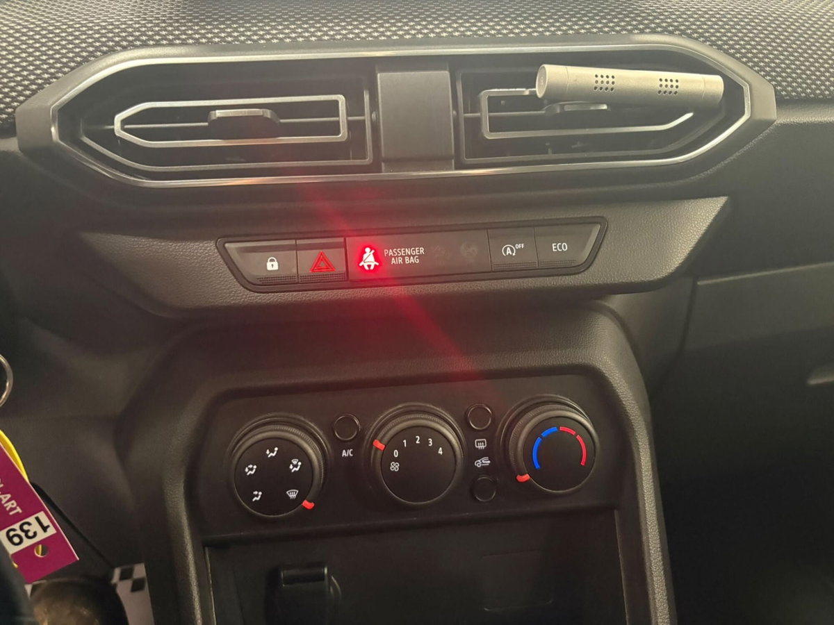 Dacia Sandero Streetway 1.0 TCe 100 CV ECO-G Comfort (11)