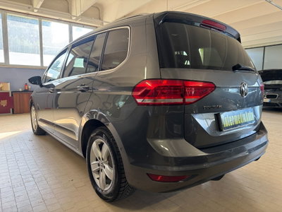Volkswagen Touran 1.6 TDI 115 CV SCR Highline BlueMotion Technology (5)