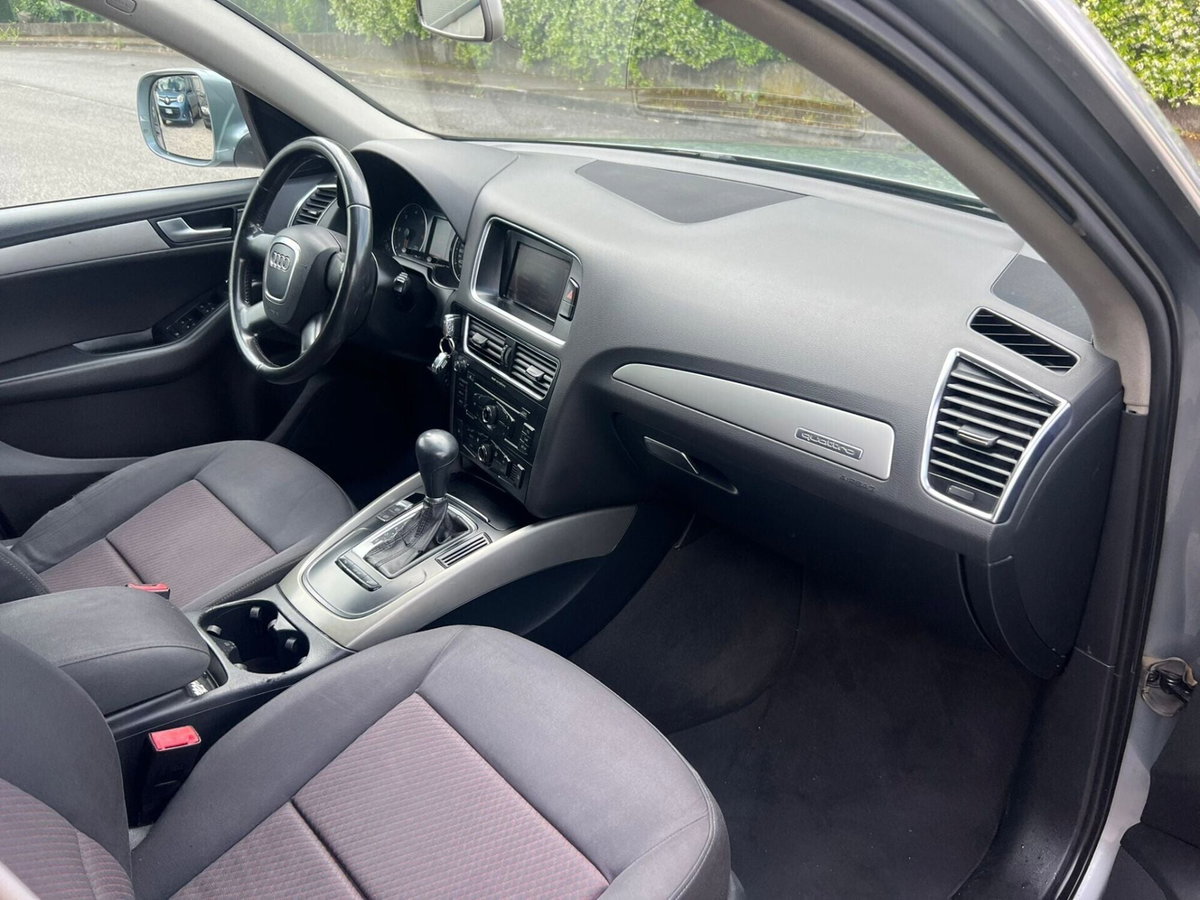 Audi Q5 2.0 TDI 170 CV quattro (13)