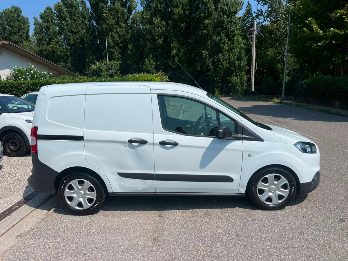Ford Transit Courier 1.5 TDCi 100CV  Trend (3)
