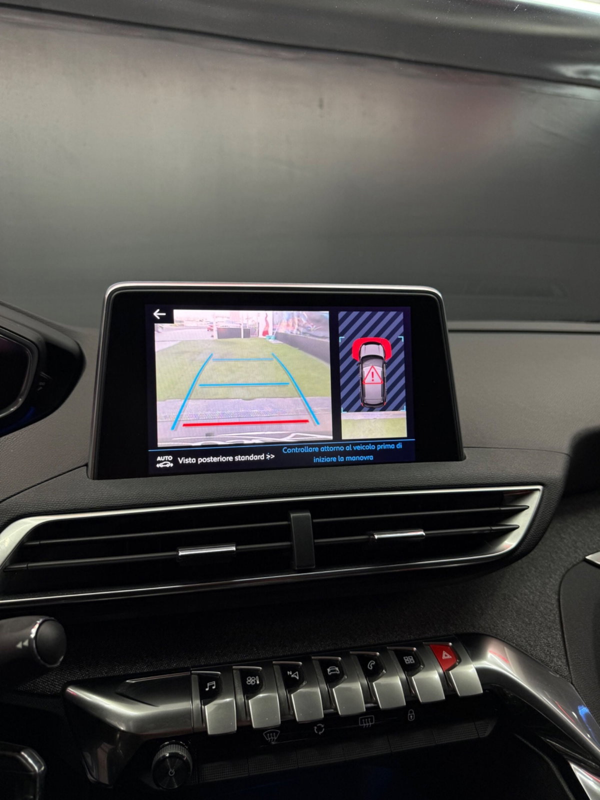 Peugeot 3008 BlueHDi 120 EAT6 S&S Allure (16)