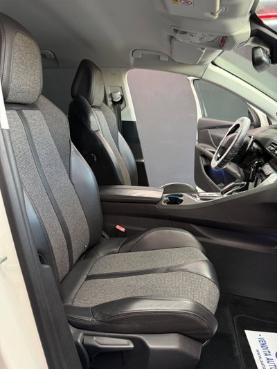 Peugeot 3008 BlueHDi 120 EAT6 S&S Allure (19)
