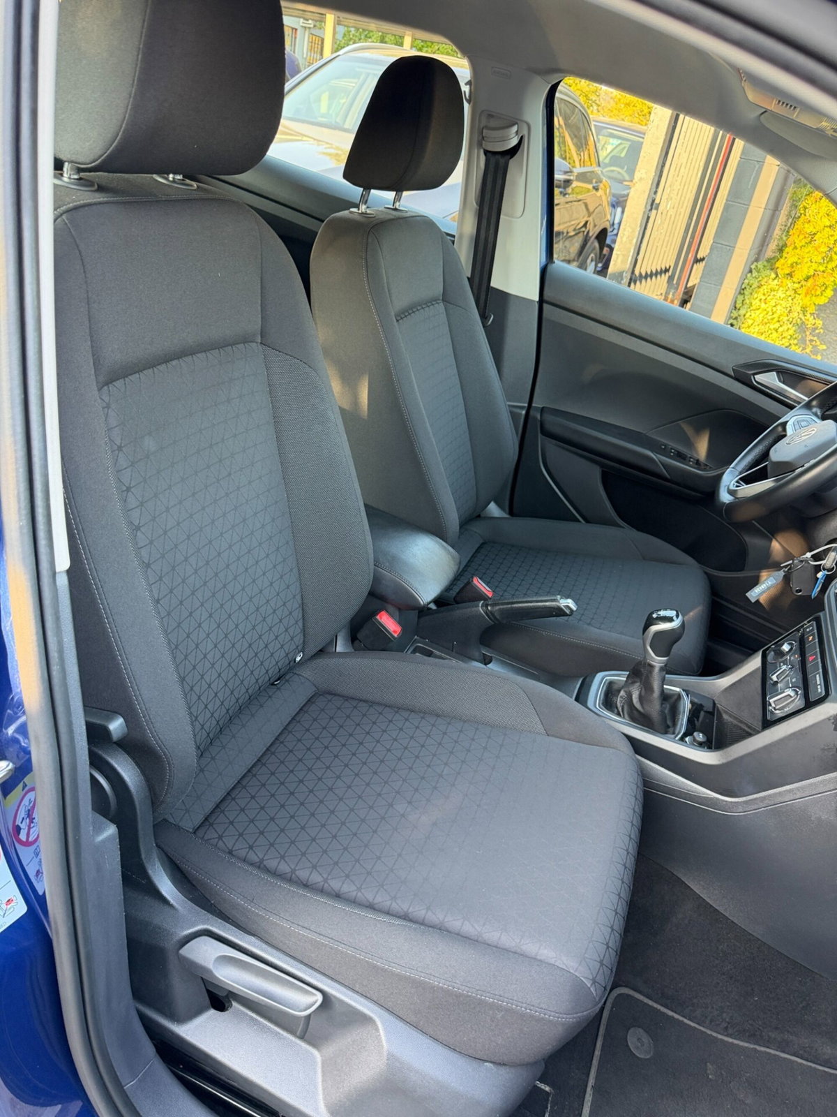 Volkswagen T-Cross 1.0 TSI 110 CV Sport (14)