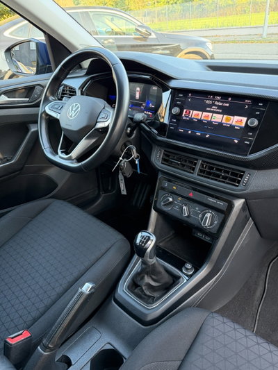 Volkswagen T-Cross 1.0 TSI 110 CV Sport (15)